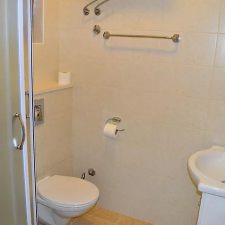 Vilim 1241 Tisno